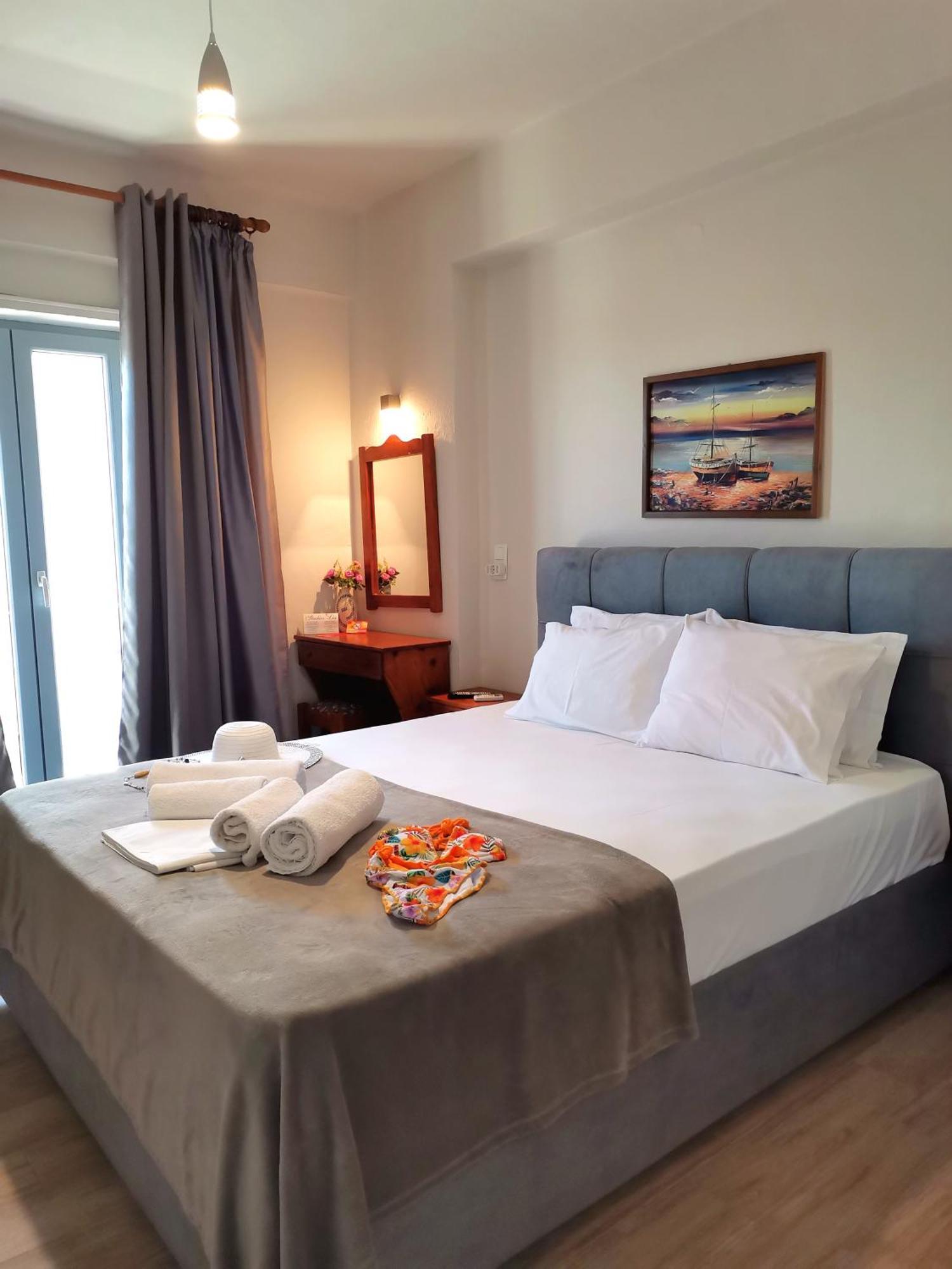 Studios Lia Adults Only -Fully Renovated Chrisi Ammoudia Exterior foto