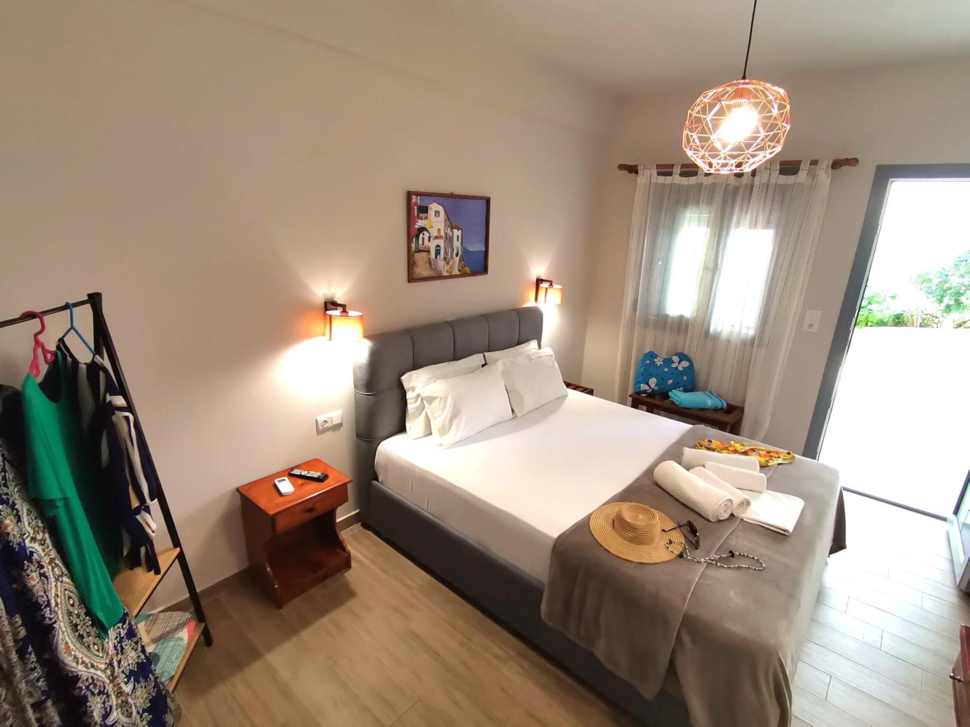 Studios Lia Adults Only -Fully Renovated Chrisi Ammoudia Exterior foto