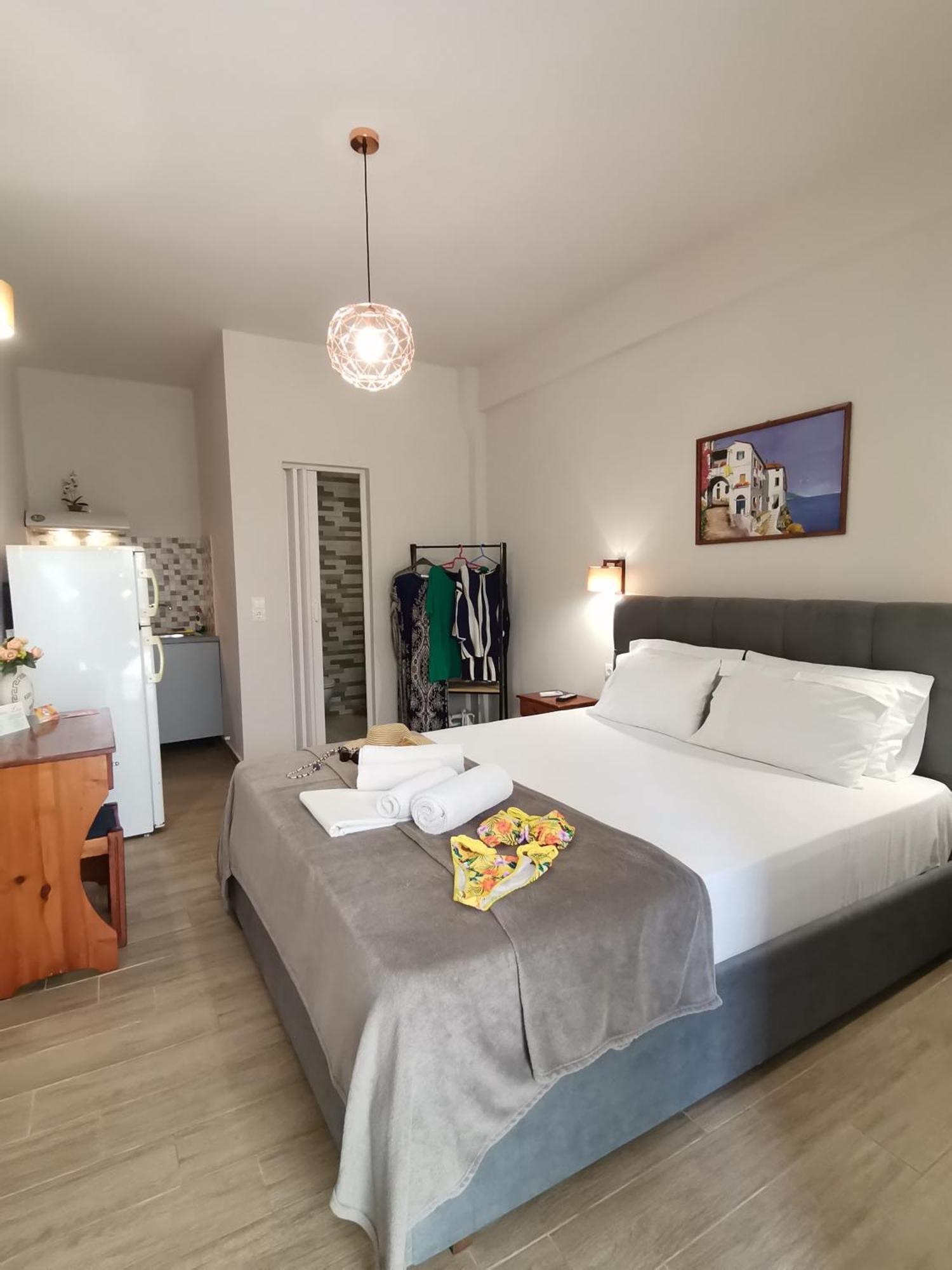 Studios Lia Adults Only -Fully Renovated Chrisi Ammoudia Exterior foto